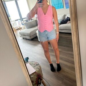 Pink tailored suit vest 🩷